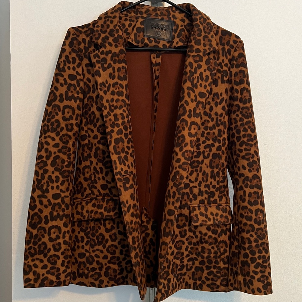 BLANKNYC Faux/Vegan Suede Leopard Print Jacket size XS